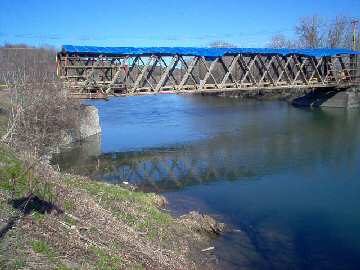 Buskirk Bridge. Photo by Dick Wilson, April 16, 2004